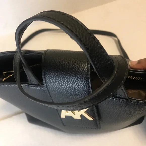 Anne Klein Crossbody & Shoulder Bag Women Black Excellent Condition - Picture 3 of 13